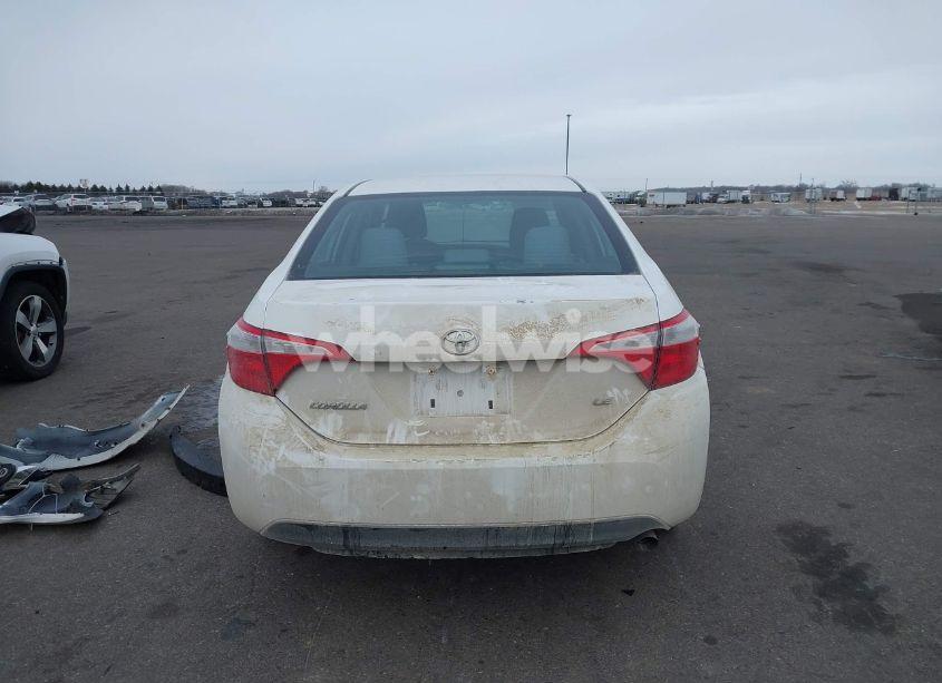 Photo 16 of 2015 Toyota Corolla LE (VIN 2T1BURHEXFC332690)