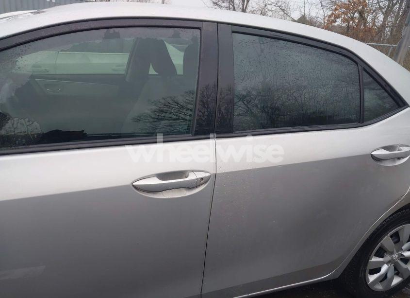 Photo 14 of 2015 Toyota Corolla LE (VIN 2T1BURHEXFC345603)