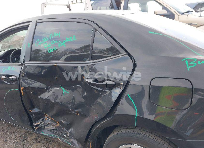 Photo 17 of 2015 Toyota Corolla LE (VIN 2T1BURHEXFC357637)