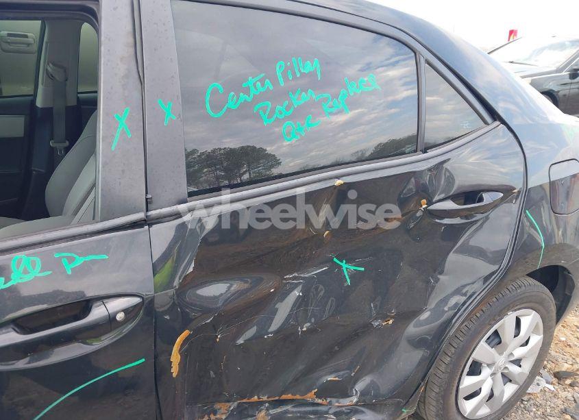 Photo 18 of 2015 Toyota Corolla LE (VIN 2T1BURHEXFC357637)