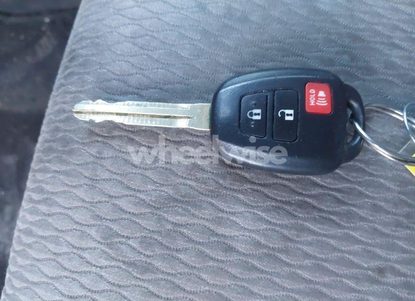 Photo 11 of 2015 Toyota Corolla LE (VIN 2T1BURHEXFC362286)