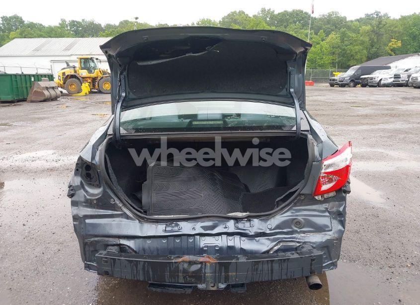 Photo 6 of 2015 Toyota Corolla LE (VIN 2T1BURHEXFC365169)