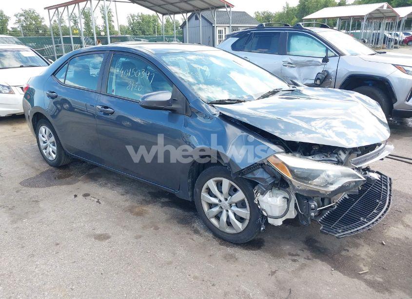 2015 Toyota Corolla LE (VIN 2T1BURHEXFC366242) main photo