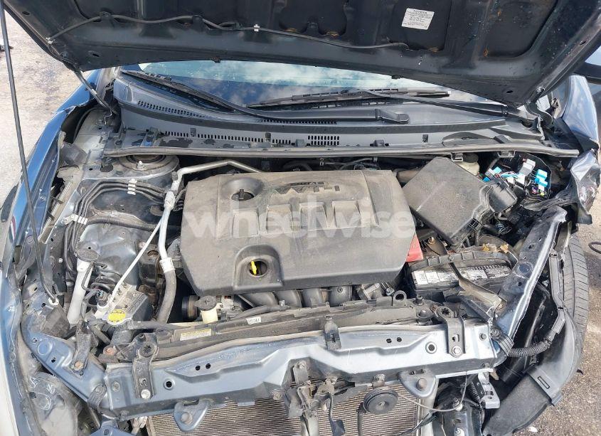 Photo 10 of 2015 Toyota Corolla LE (VIN 2T1BURHEXFC366242)