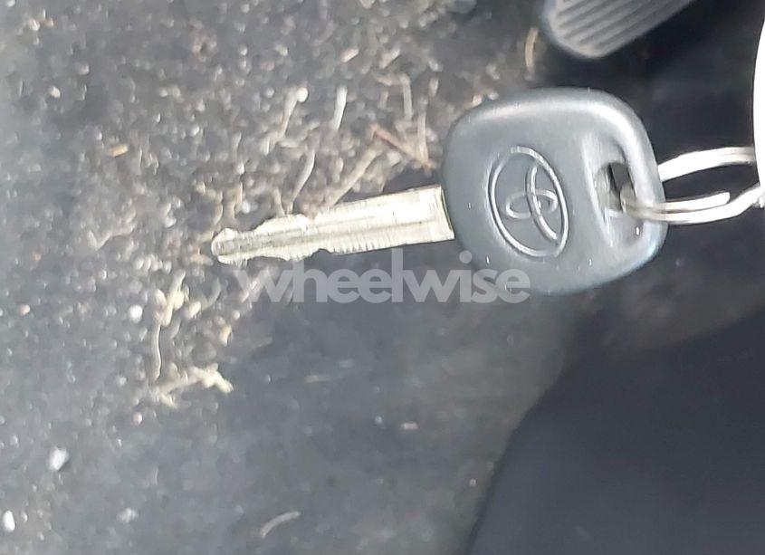 Photo 11 of 2015 Toyota Corolla LE (VIN 2T1BURHEXFC366242)