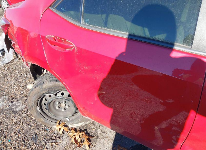 Photo 6 of 2015 Toyota Corolla LE (VIN 2T1BURHEXFC371716)