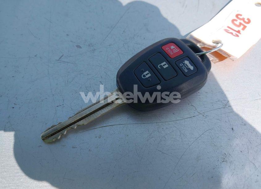 Photo 11 of 2015 Toyota Corolla S (VIN 2T1BURHEXFC386118)