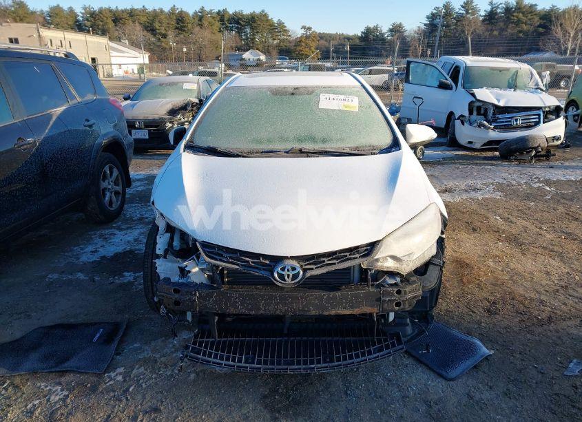 Photo 12 of 2015 Toyota Corolla S PREMIUM (VIN 2T1BURHEXFC403600)