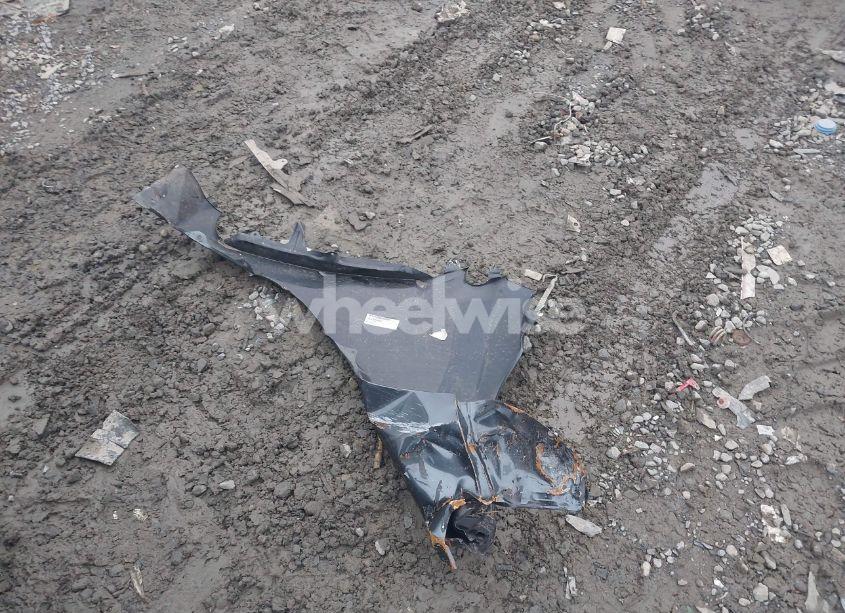 Photo 12 of 2015 Toyota Corolla LE (VIN 2T1BURHEXFC407291)