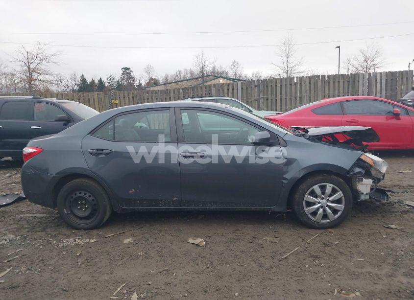 Photo 14 of 2015 Toyota Corolla LE (VIN 2T1BURHEXFC407291)