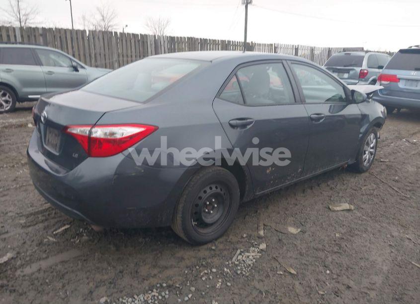 Photo 4 of 2015 Toyota Corolla LE (VIN 2T1BURHEXFC407291)