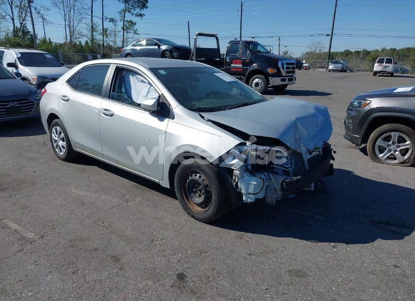 2015 Toyota Corolla L (VIN 2T1BURHEXFC442316) main photo