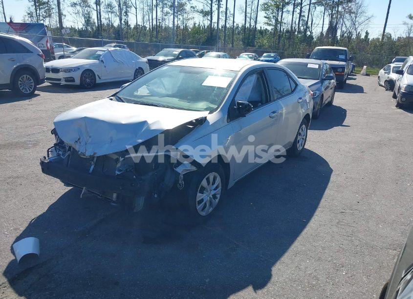 Photo 2 of 2015 Toyota Corolla L (VIN 2T1BURHEXFC442316)