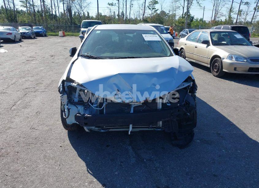 Photo 6 of 2015 Toyota Corolla L (VIN 2T1BURHEXFC442316)