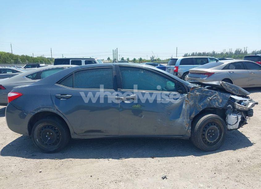 Photo 14 of 2015 Toyota Corolla LE (VIN 2T1BURHEXFC449900)