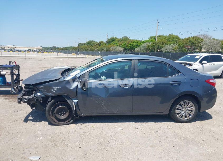 Photo 15 of 2015 Toyota Corolla LE (VIN 2T1BURHEXFC449900)