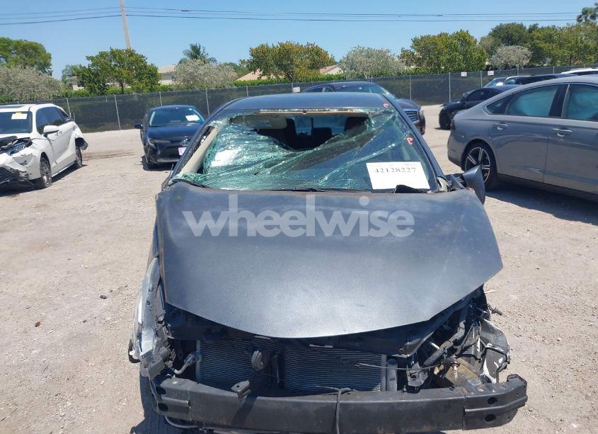 Photo 6 of 2015 Toyota Corolla LE (VIN 2T1BURHEXFC449900)