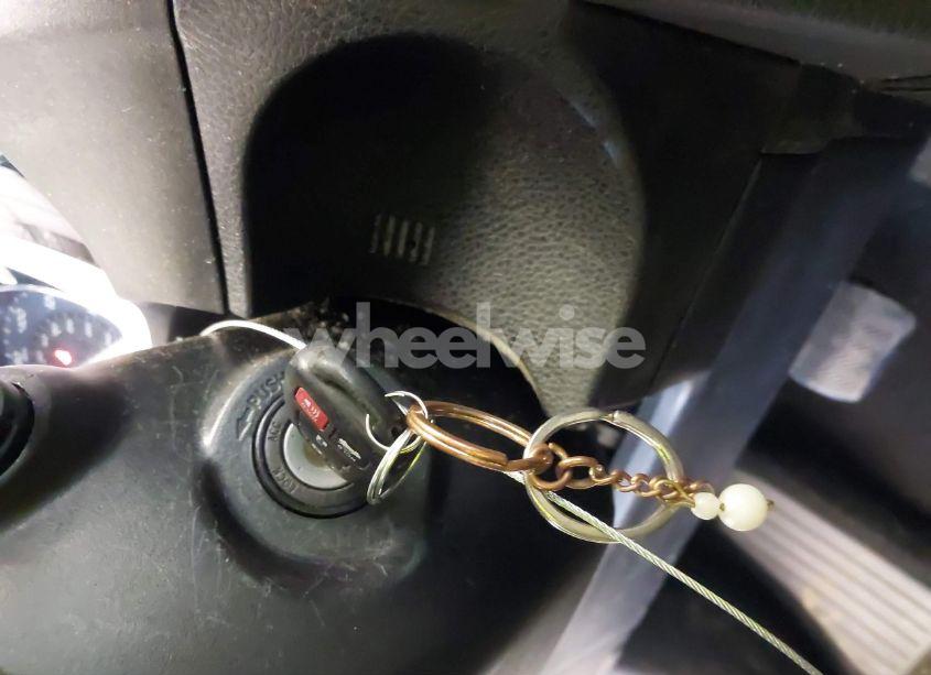 Photo 11 of 2016 Toyota Corolla LE (VIN 2T1BURHEXGC490187)