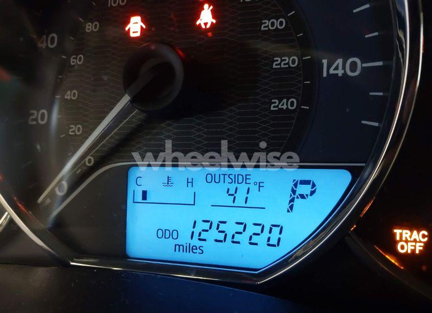 Photo 16 of 2016 Toyota Corolla LE (VIN 2T1BURHEXGC490187)