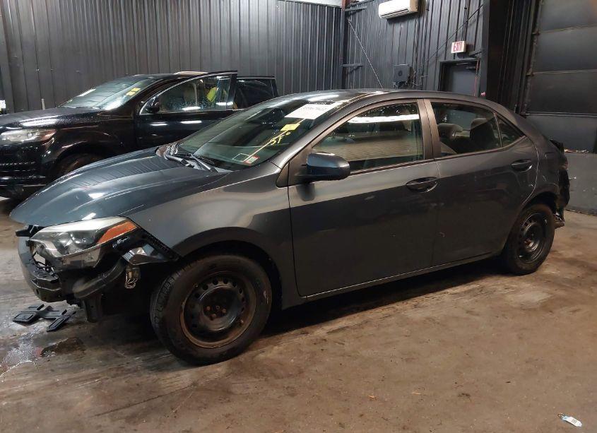 Photo 2 of 2016 Toyota Corolla L (VIN 2T1BURHEXGC499746)