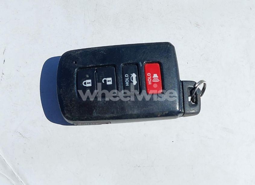 Photo 11 of 2016 Toyota Corolla S W/SPECIAL EDITION PKG (VIN 2T1BURHEXGC516870)