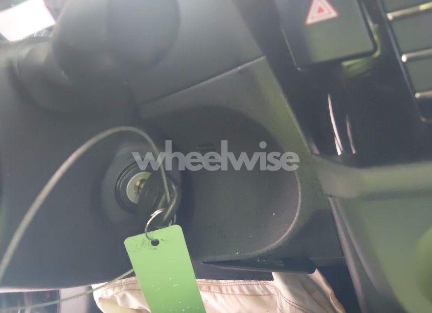 Photo 11 of 2016 Toyota Corolla L (VIN 2T1BURHEXGC530395)