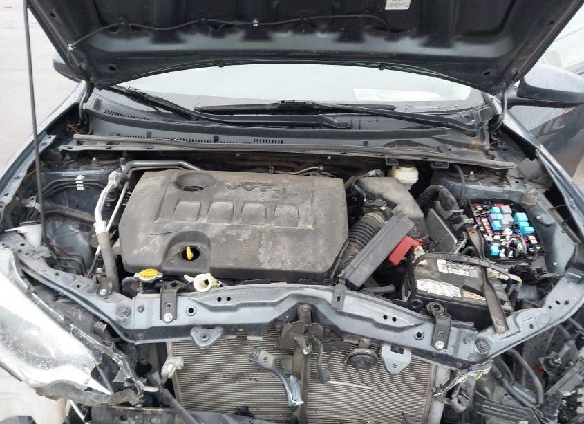 Photo 10 of 2016 Toyota Corolla LE (VIN 2T1BURHEXGC549156)