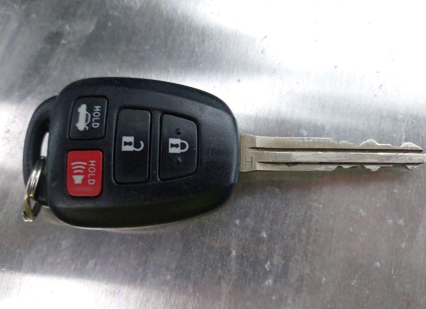 Photo 11 of 2016 Toyota Corolla LE (VIN 2T1BURHEXGC549156)