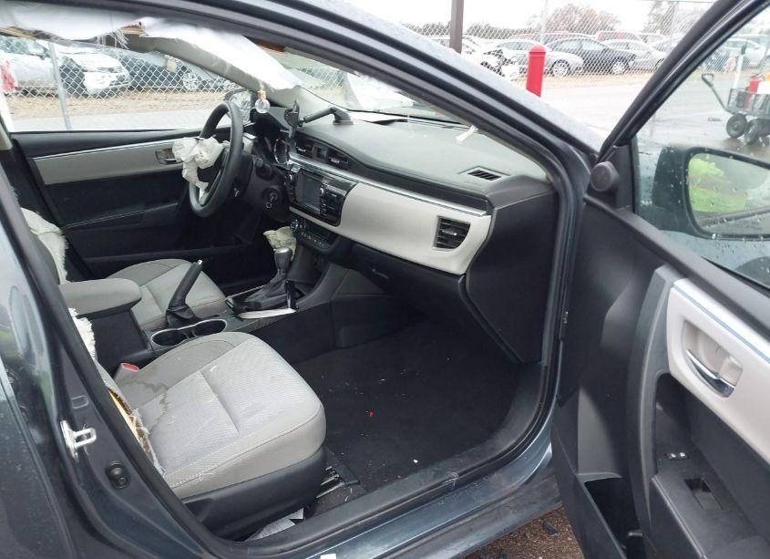 Photo 5 of 2016 Toyota Corolla LE (VIN 2T1BURHEXGC549156)