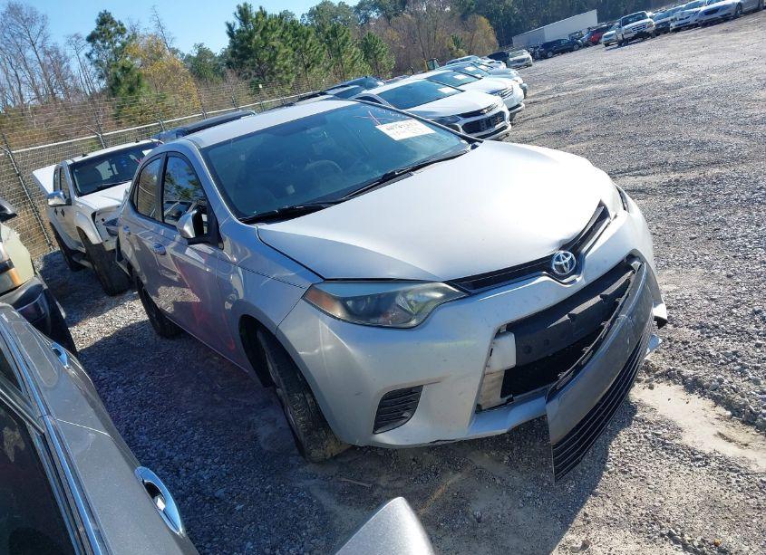 2016 Toyota Corolla LE (VIN 2T1BURHEXGC551084) main photo