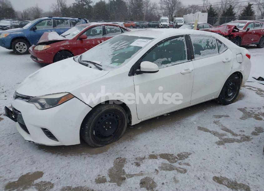 Photo 2 of 2016 Toyota Corolla LE (VIN 2T1BURHEXGC561940)