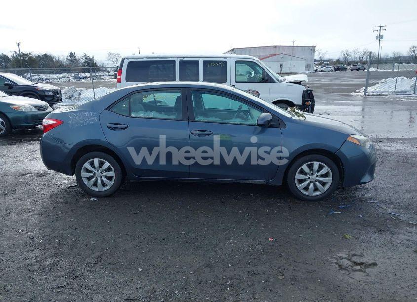 Photo 13 of 2016 Toyota Corolla LE (VIN 2T1BURHEXGC562568)