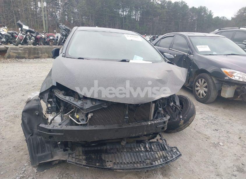 Photo 12 of 2016 Toyota Corolla L (VIN 2T1BURHEXGC579967)