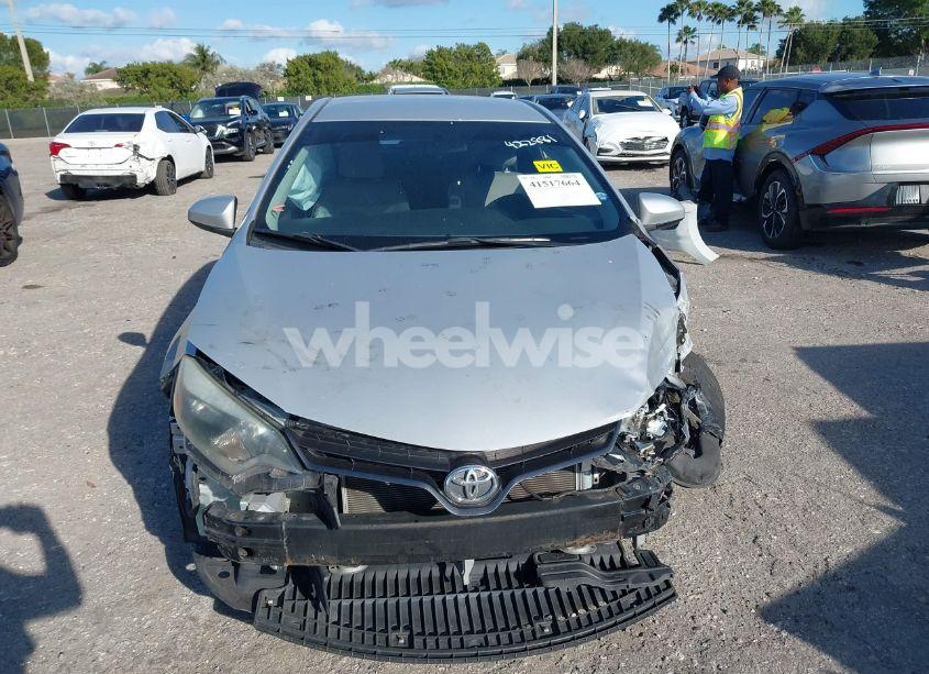 Photo 13 of 2016 Toyota Corolla LE (VIN 2T1BURHEXGC583923)