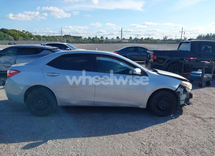 Photo 14 of 2016 Toyota Corolla LE (VIN 2T1BURHEXGC583923)