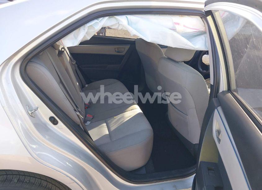 Photo 8 of 2016 Toyota Corolla LE (VIN 2T1BURHEXGC583923)