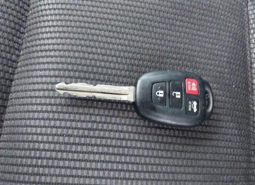 Photo 11 of 2016 Toyota Corolla S PLUS (VIN 2T1BURHEXGC601238)