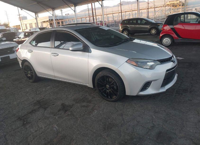 2016 Toyota Corolla LE (VIN 2T1BURHEXGC605967) main photo