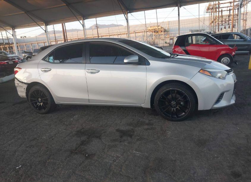 Photo 14 of 2016 Toyota Corolla LE (VIN 2T1BURHEXGC605967)