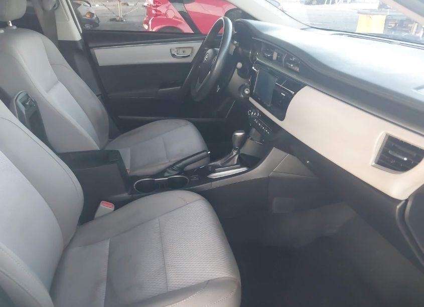 Photo 5 of 2016 Toyota Corolla LE (VIN 2T1BURHEXGC605967)