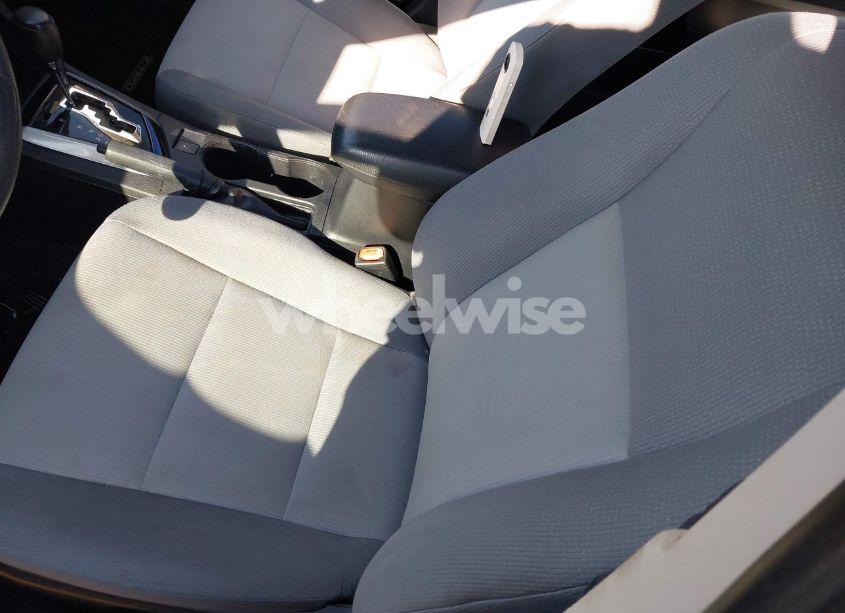 Photo 19 of 2016 Toyota Corolla L (VIN 2T1BURHEXGC612739)