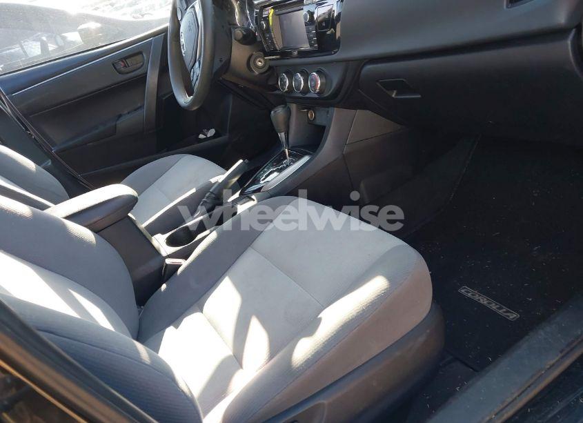 Photo 5 of 2016 Toyota Corolla L (VIN 2T1BURHEXGC612739)