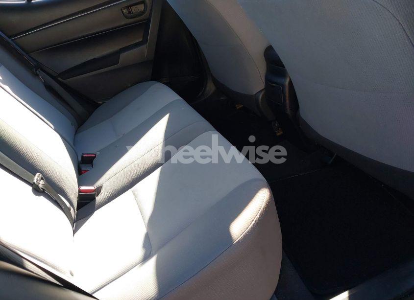 Photo 8 of 2016 Toyota Corolla L (VIN 2T1BURHEXGC612739)