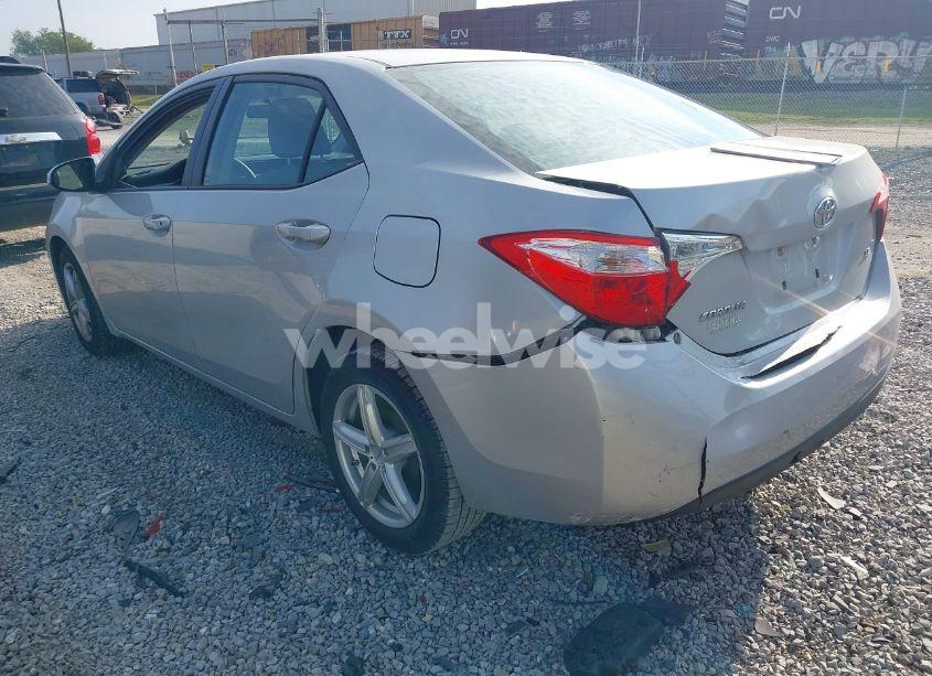 Photo 3 of 2016 Toyota Corolla LE (VIN 2T1BURHEXGC619464)