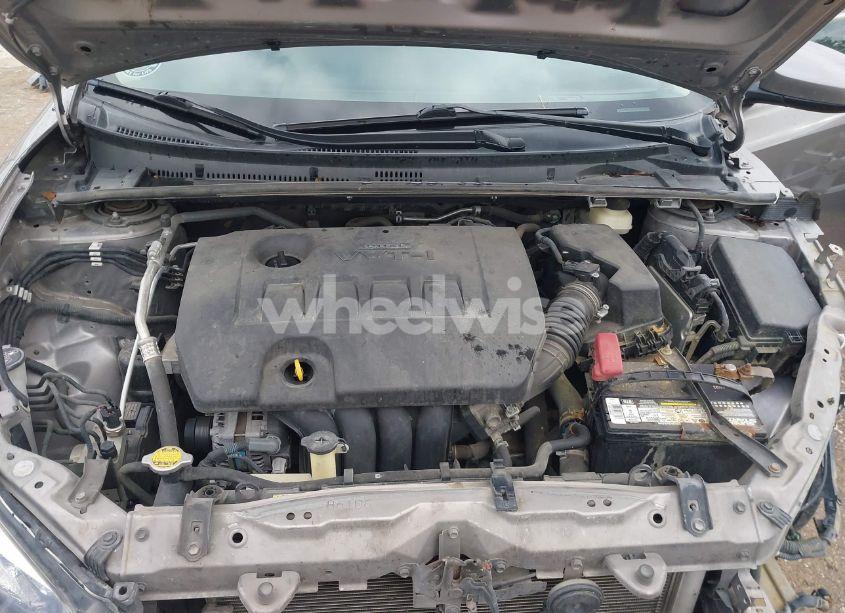 Photo 10 of 2016 Toyota Corolla LE (VIN 2T1BURHEXGC655459)