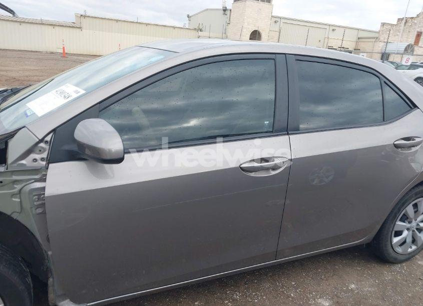 Photo 15 of 2016 Toyota Corolla LE (VIN 2T1BURHEXGC655459)