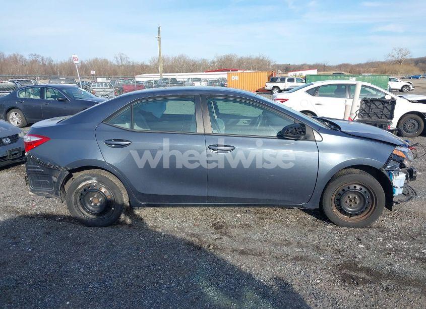 Photo 14 of 2016 Toyota Corolla LE (VIN 2T1BURHEXGC701811)