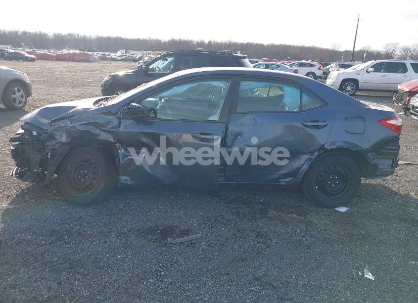 Photo 15 of 2016 Toyota Corolla LE (VIN 2T1BURHEXGC701811)