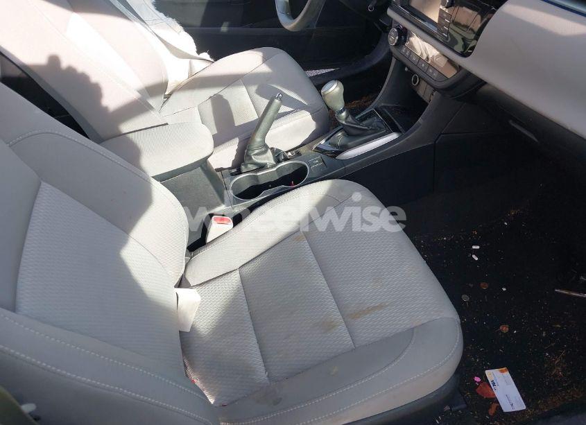 Photo 5 of 2016 Toyota Corolla LE (VIN 2T1BURHEXGC701811)