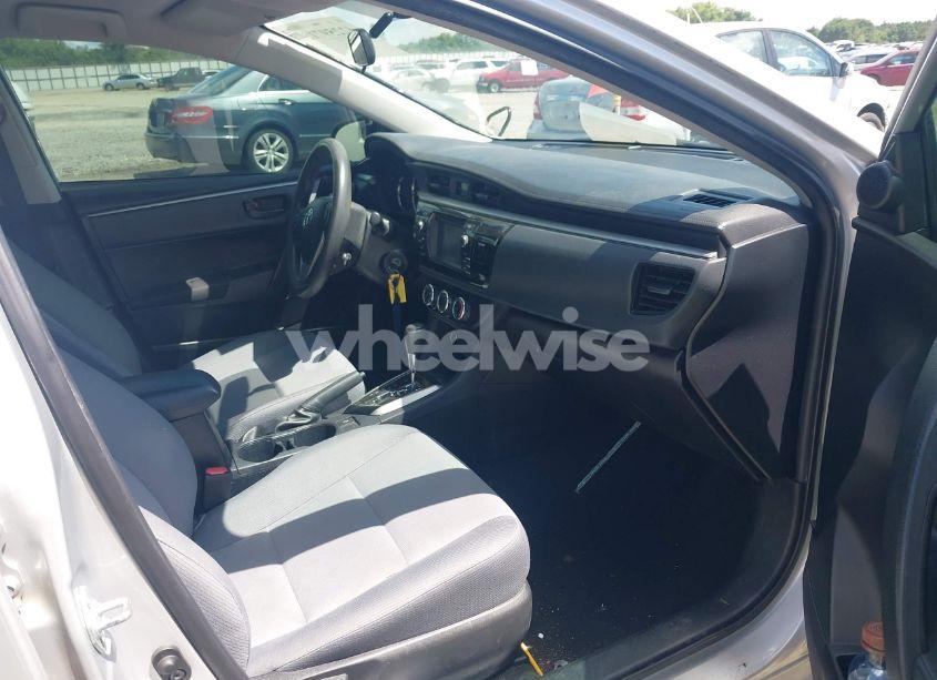 Photo 5 of 2016 Toyota Corolla L (VIN 2T1BURHEXGC715823)